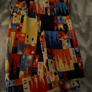 Lularoe Disney TC leggings Castle detailing super soft